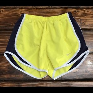 Women’s XS Nike Shorts